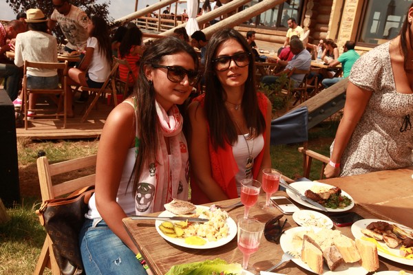 Sunday BBQ at Rikkyz